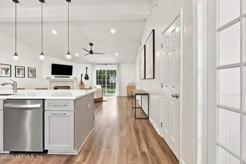 12550 Hunters Branch Way, Jacksonville FL - photo 6 of 41