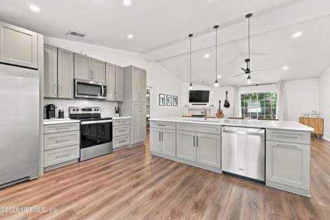 12550 Hunters Branch Way, Jacksonville FL - photo 8 of 41