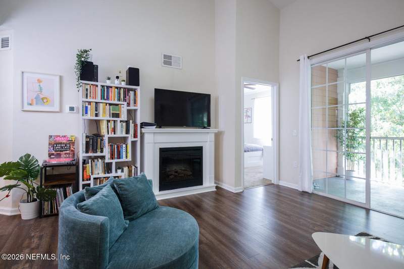 2 bedroom Condominium at 8550 Touchton Road #1534, Secret Cove, Jacksonville — photo 4