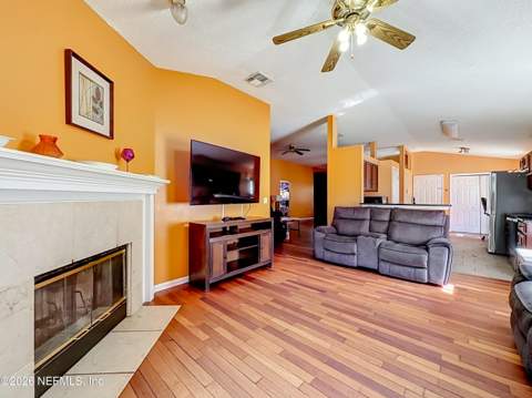 7512 S Fawn Lake Drive, Jacksonville FL - photo 9 of 30