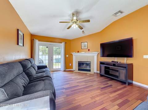 7512 S Fawn Lake Drive, Jacksonville FL - photo 8 of 30