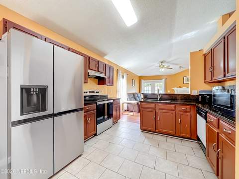 7512 S Fawn Lake Drive, Jacksonville FL - photo 12 of 30