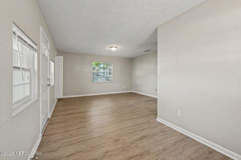 204 W 61st Street, Jacksonville FL - photo 7 of 21