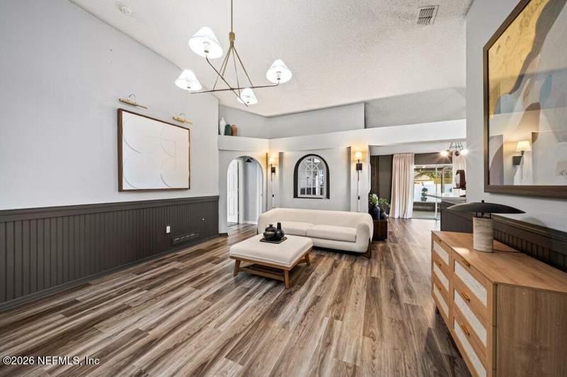 4 bedroom Single Family Residence at 4404 Woodley Creek Road, Cambridge Estates, Jacksonville — photo 5