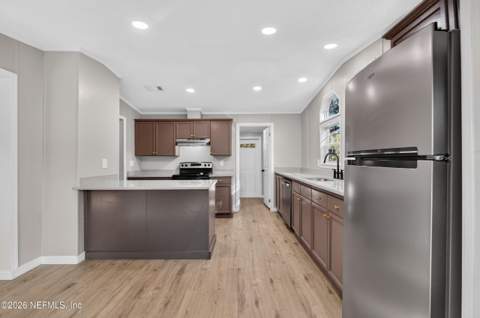 653 Cahoon Road, Jacksonville FL - photo 10 of 70