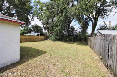 5971 Longchamp Drive, Jacksonville FL - photo 13 of 15