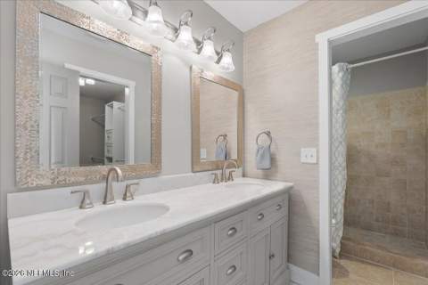 4107 Piney Branch Court, Jacksonville FL - photo 17 of 36