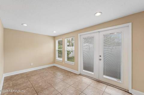305 Hopkins Street, Neptune Beach FL - photo 13 of 42