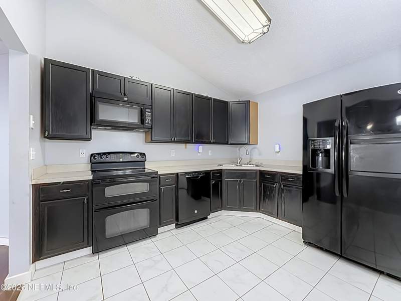 3 bedroom Single Family Residence at 3103 Wavering Lane, Glen Laurel, Middleburg — photo 5