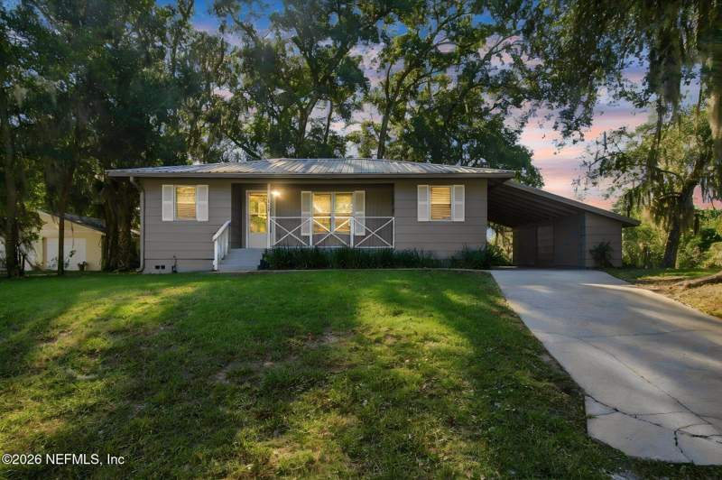 3 bedroom Single Family Residence at 102 Jupiter Road, St Augustine South, St. Augustine — photo 3