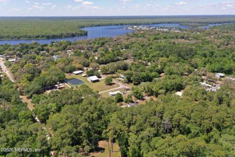 638 Walnut Street, Welaka FL - photo 13 of 27