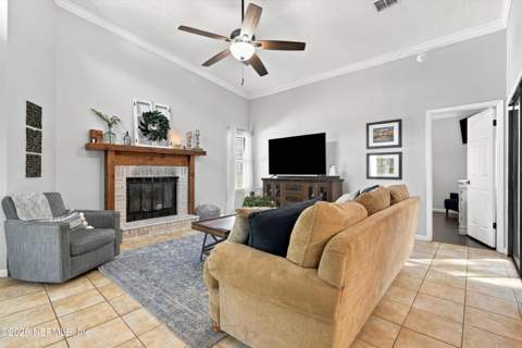 2335 Indian Springs Drive, Jacksonville FL - photo 6 of 32