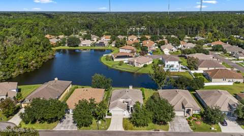8341 Warlin Drive, Jacksonville FL - photo 6 of 45