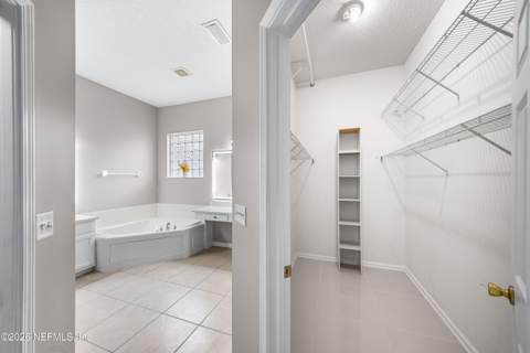 8341 Warlin Drive, Jacksonville FL - photo 21 of 45