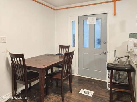 2442 Evernia Road, Jacksonville FL - photo 6 of 21