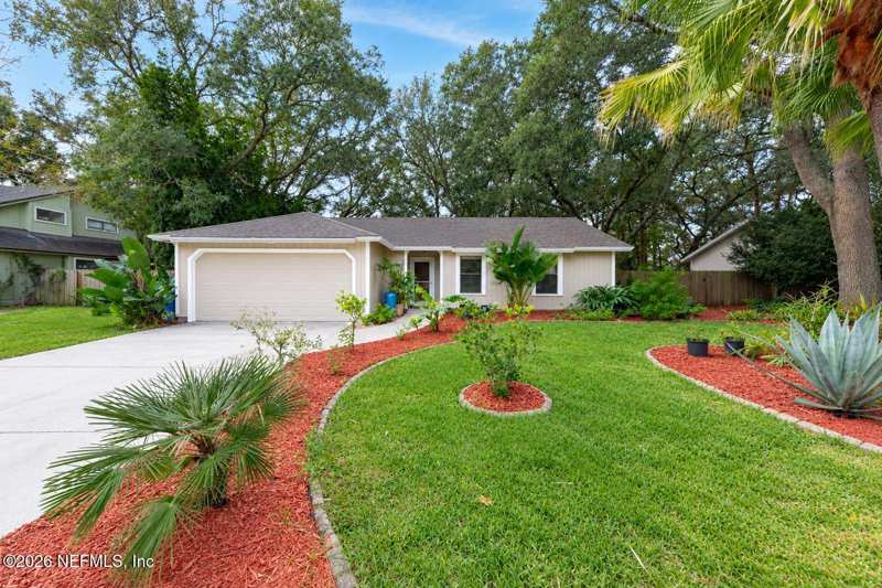 3 bedroom Single Family Residence at 13922 S Tiffany Pines Circle, Tiffany Pines, Jacksonville — photo 1