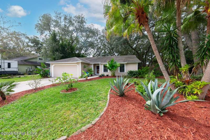 3 bedroom Single Family Residence at 13922 S Tiffany Pines Circle, Tiffany Pines, Jacksonville — photo 3