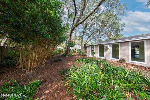 13922 S Tiffany Pines Circle, Jacksonville FL - photo 21 of 24