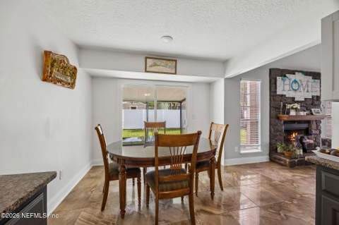 10639 Squires Court, Jacksonville FL - photo 12 of 28