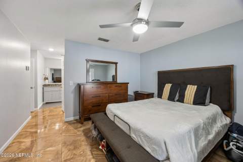 10639 Squires Court, Jacksonville FL - photo 15 of 28
