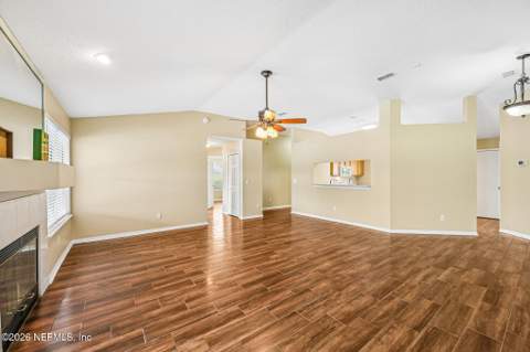 12614 Chapeltown Circle, Jacksonville FL - photo 9 of 42