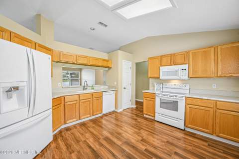 12614 Chapeltown Circle, Jacksonville FL - photo 13 of 42
