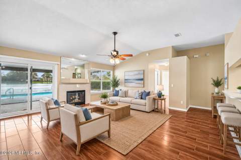 12614 Chapeltown Circle, Jacksonville FL - photo 6 of 42