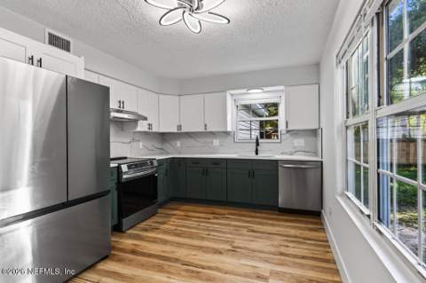4828 Ricker Road, Jacksonville FL - photo 24 of 76