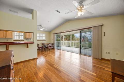 9003 Heckscher Drive, Jacksonville FL - photo 6 of 27
