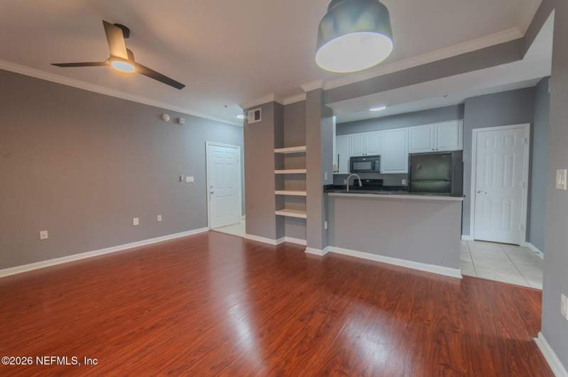 2 bedroom Condominium at 8539 Gate Parkway #633, Villa Medici, Jacksonville — photo 3