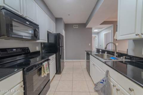 8539 Gate Parkway #633, Jacksonville FL - photo 10 of 34