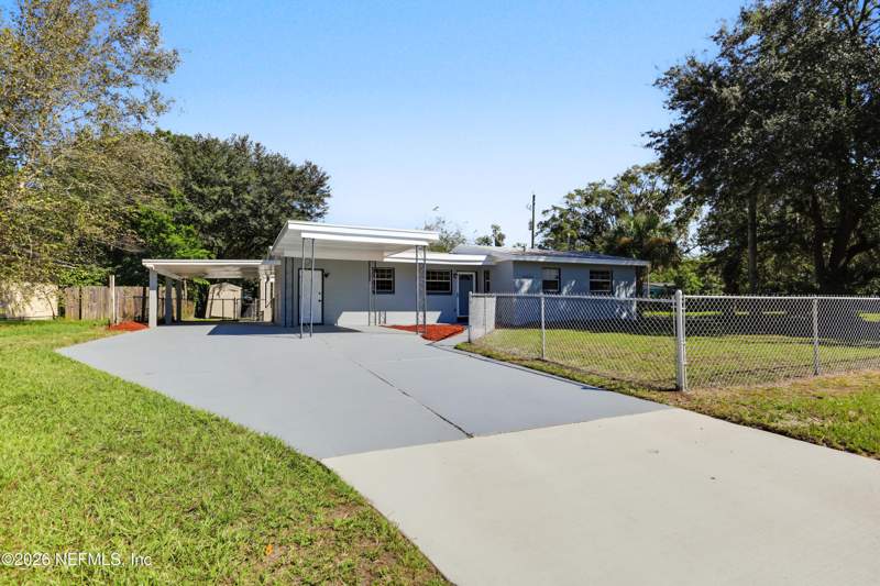 3 bedroom Single Family Residence at 9035 Devonshire Boulevard, Sherwood Forest, Jacksonville — photo 4