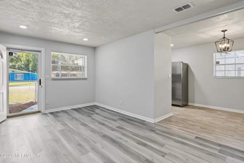 9035 Devonshire Boulevard, Jacksonville FL - photo 8 of 47