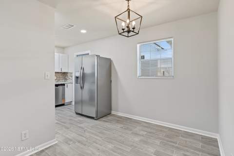 9035 Devonshire Boulevard, Jacksonville FL - photo 13 of 47