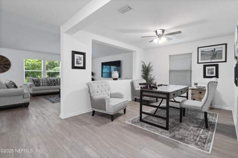 1558 Tanoan Drive, Jacksonville FL - photo 11 of 37