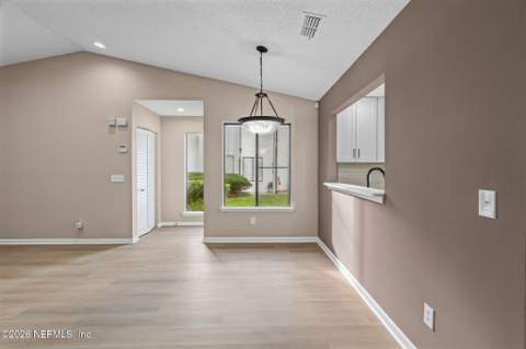 9360 Craven Road #807, Jacksonville FL - photo 13 of 57