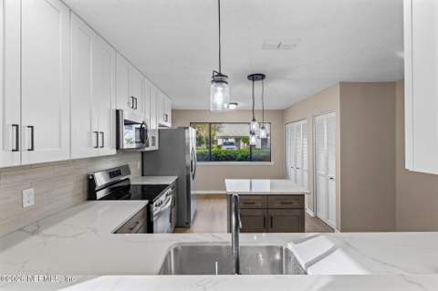 9360 Craven Road #807, Jacksonville FL - photo 15 of 57