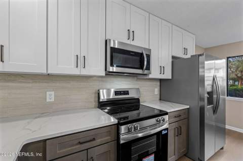 9360 Craven Road #807, Jacksonville FL - photo 18 of 57