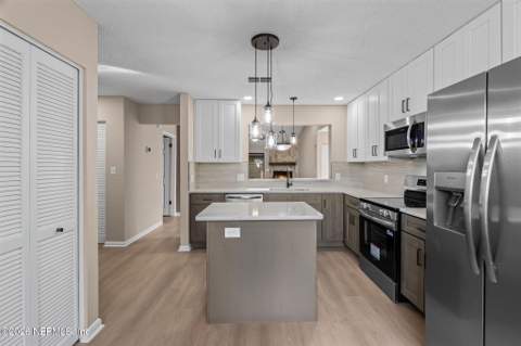 9360 Craven Road #807, Jacksonville FL - photo 19 of 57