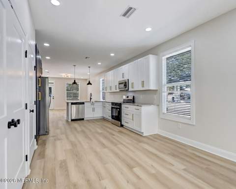1715 Ionia Street, Jacksonville FL - photo 18 of 40