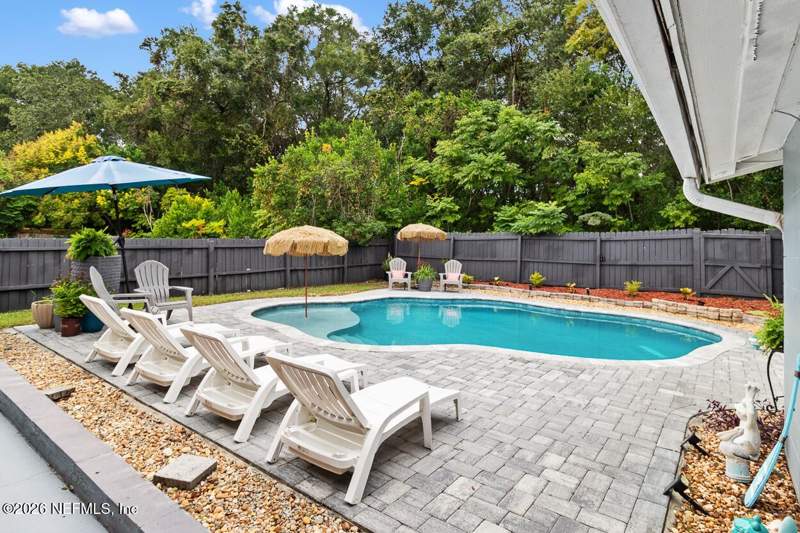 3 bedroom Single Family Residence at 10515 Jolynn Road, Queen Akers, Jacksonville — photo 5