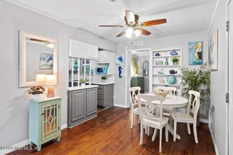 10515 Jolynn Road, Jacksonville FL - photo 11 of 35