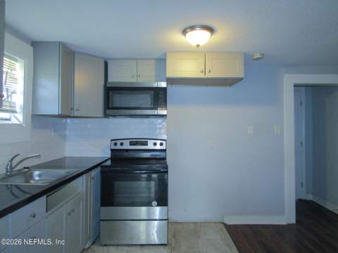 1137 W 27th Street, Jacksonville FL - photo 7 of 15