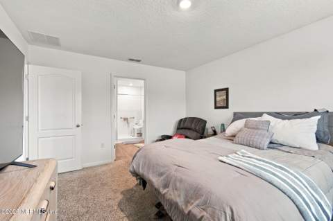 5597 Rustic Thorn Road, Jacksonville FL - photo 14 of 38