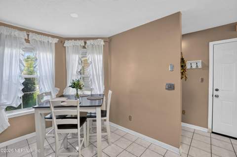 2702 Mc Cormick Woods Drive, Jacksonville FL - photo 10 of 29