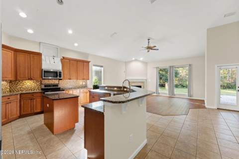 4298 Eagle Landing Parkway, Orange Park FL - photo 13 of 47