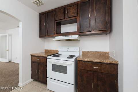 2079 W 16th Street, Jacksonville FL - photo 8 of 27