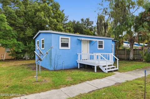 717 N 11th Street, Palatka FL - photo 9 of 12