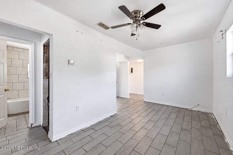 1 bedroom Single Family Residence at 717 N 11th Street, Palatka, Palatka — photo 2