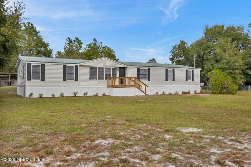 3 bedroom Manufactured Home at 2558 Deer Park Boulevard, Deer Park Estates, Middleburg — photo 3